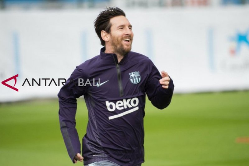 Messi Melanjutkan Latihan Setelah Sembuh dari Cedera